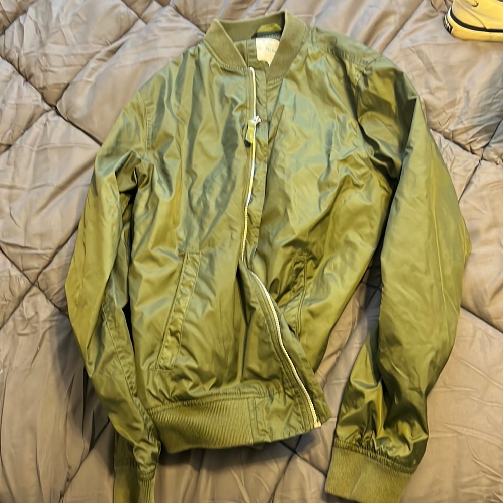 Old navy wind breaker